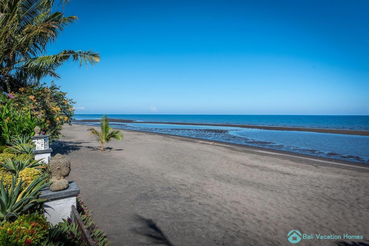Villa Kamboja - Intimate Luxury Lovina Beach Villa Banjar  エクステリア 写真