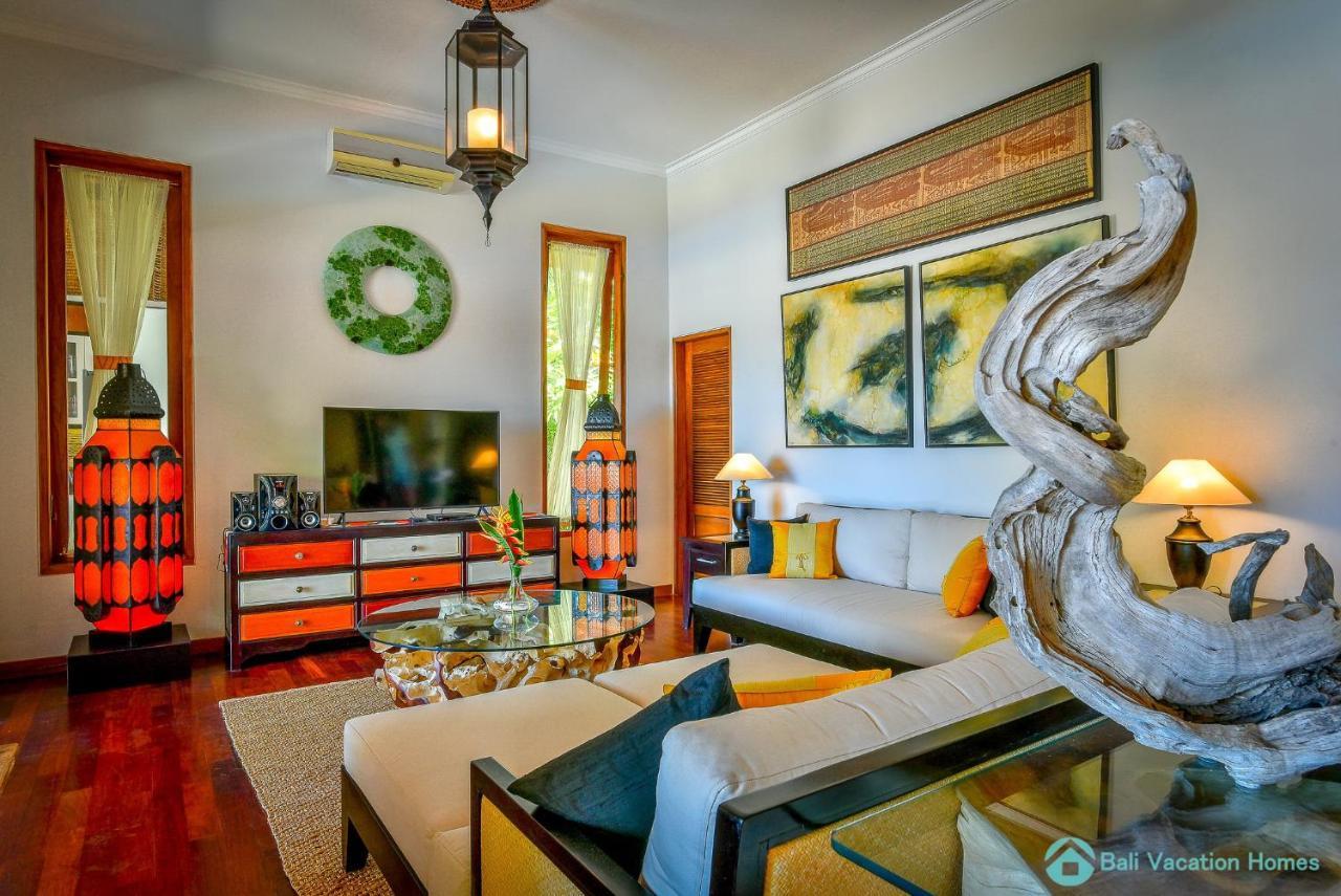 Villa Kamboja - Intimate Luxury Lovina Beach Villa Banjar  エクステリア 写真